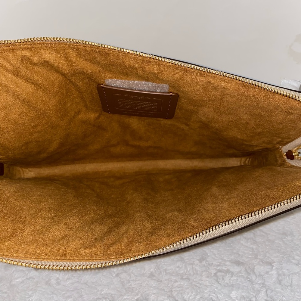 Coach 🍒 Laptop Sleeve In Signature Canvas With Heart Cherry Print New - Picture 10 of 12